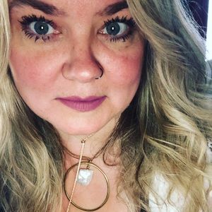 Meet your Posher, Bev